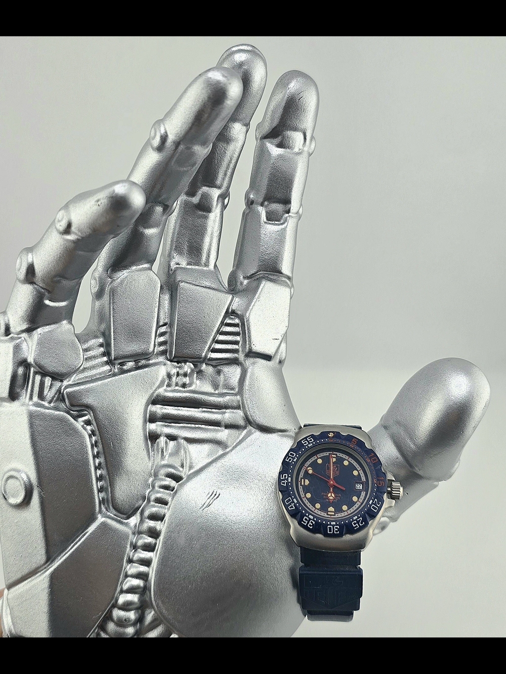 Tag Heuer Formula 1 Watch - Picture 4 of 9